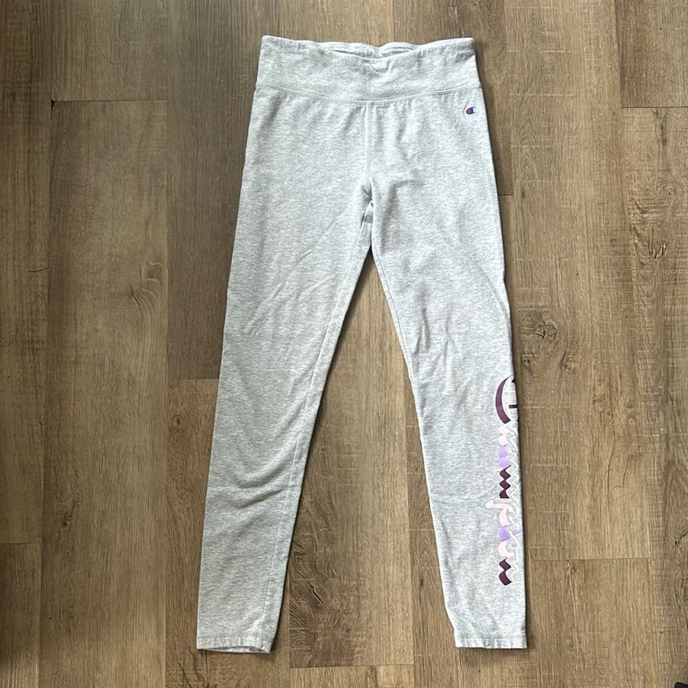Youth size medium champion leggings EUC girls